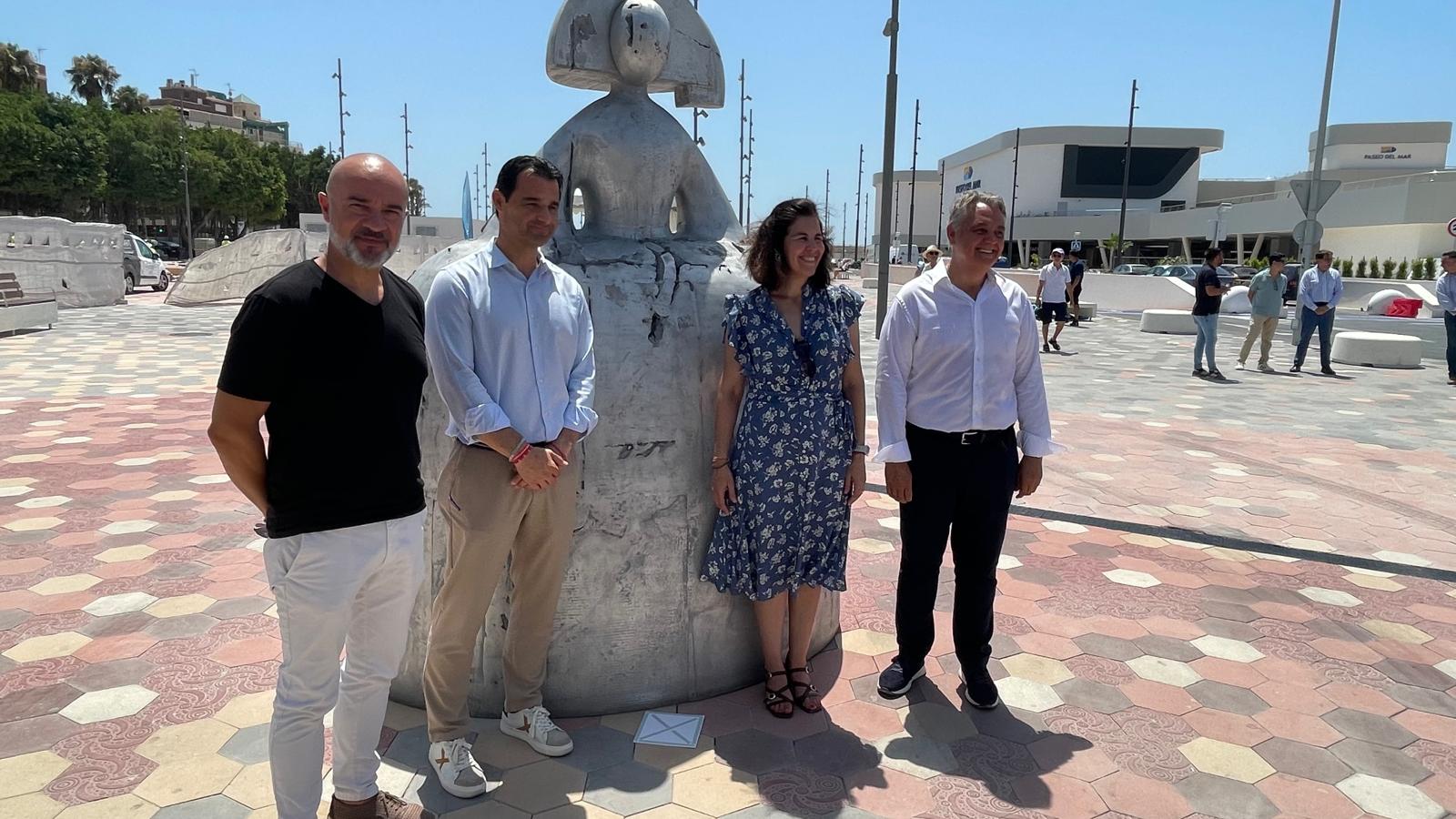 TORREVIEJA INCORPORA AL PUERTO ESCULTURAS MONUMENTALES DE MANOLO VALDÉS 2 (4)